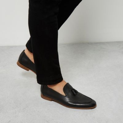 Black leather tassel formal loafers